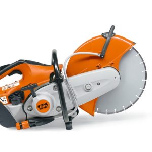 STIHL TS 420 na beloj pozadini